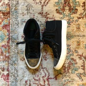 Blowfish high top sneakers 🐡